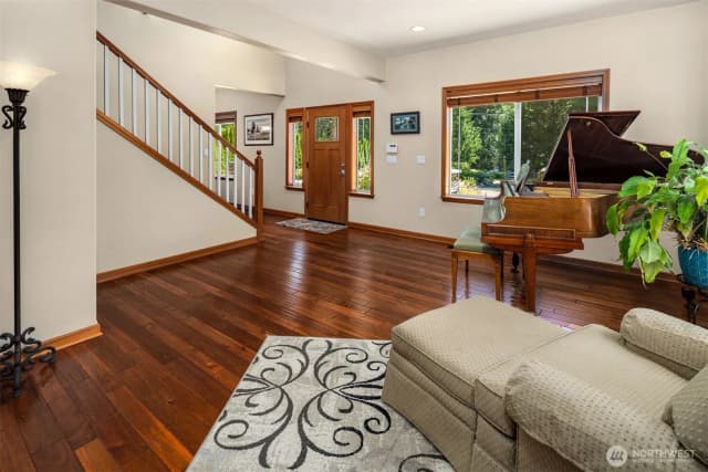 Property photo for 1233 288th Street Ne, Stanwood photo 4