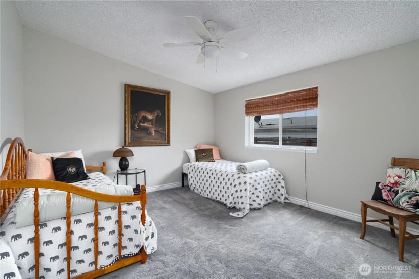 Property photo for 4810 Yorkshire Drive, Anacortes photo 18