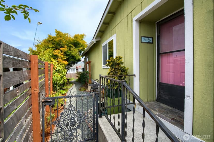 Property photo for 4810 Yorkshire Drive, Anacortes photo 22