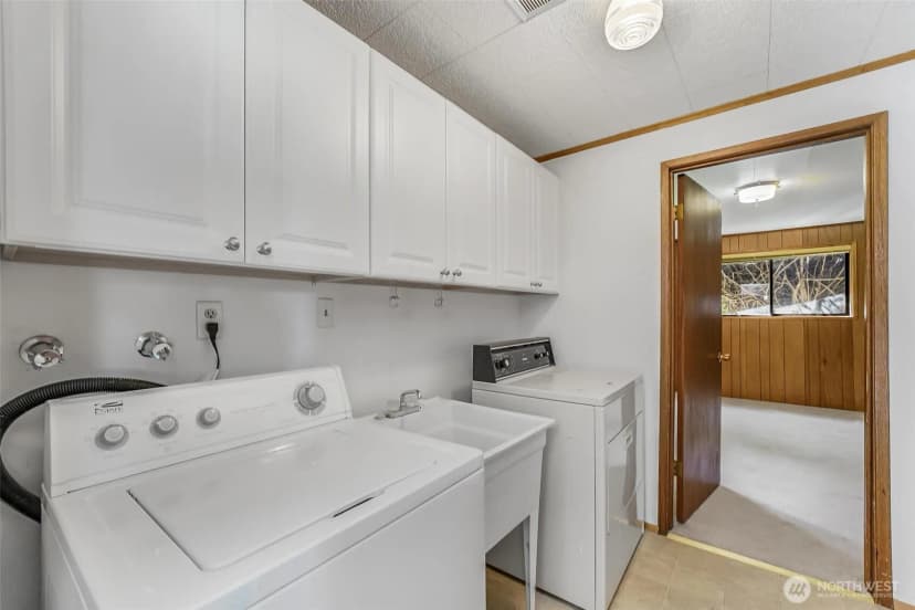 Property photo for 922 Plymouth Street Sw, Olympia photo 15