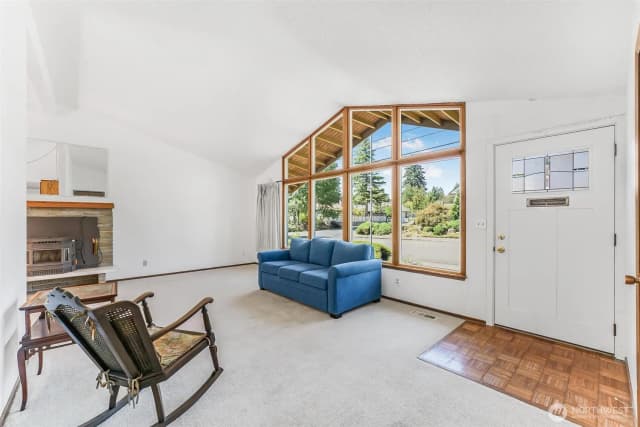 Property photo for 922 Plymouth Street Sw, Olympia photo 4
