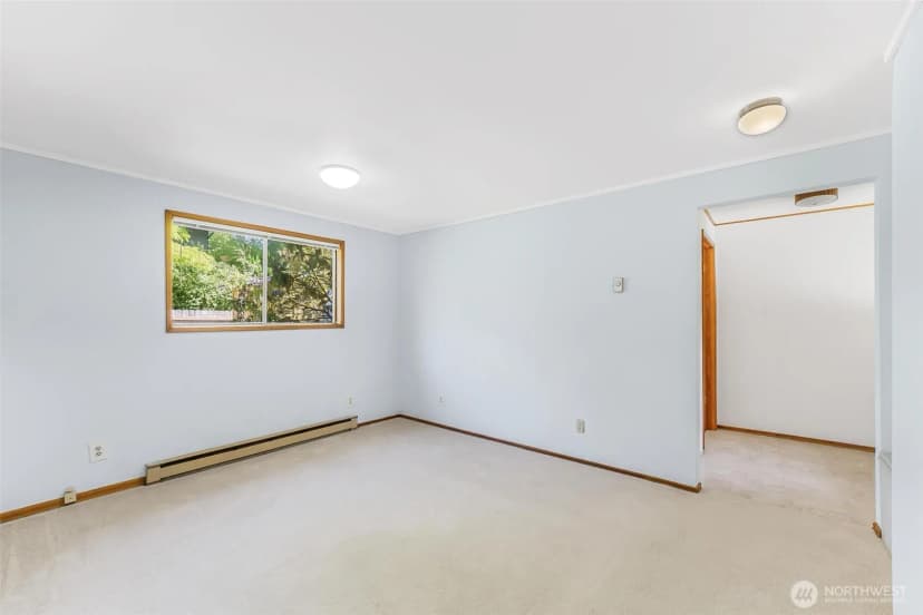 Property photo for 922 Plymouth Street Sw, Olympia photo 27