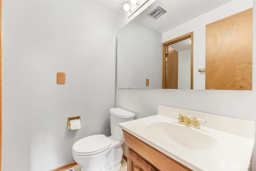 Property photo for 922 Plymouth Street Sw, Olympia photo 12