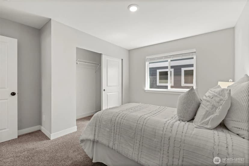 Property photo for 9128 Moreland Avenue Sw, Lakewood photo 29