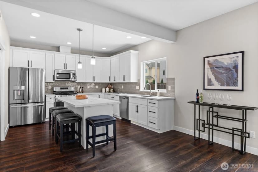 Property photo for 9128 Moreland Avenue Sw, Lakewood photo 12