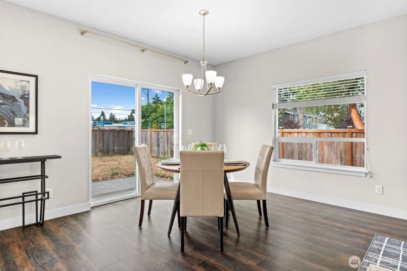 Property photo for 9128 Moreland Avenue Sw, Lakewood photo 11