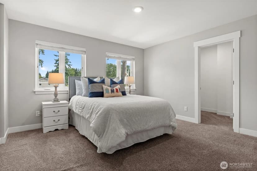 Property photo for 9128 Moreland Avenue Sw, Lakewood photo 27
