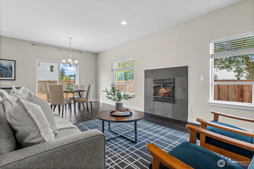 Property photo for 9128 Moreland Avenue Sw, Lakewood photo 4