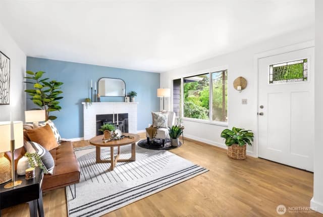 Property photo for 24125 2nd Place W, Bothell photo 3