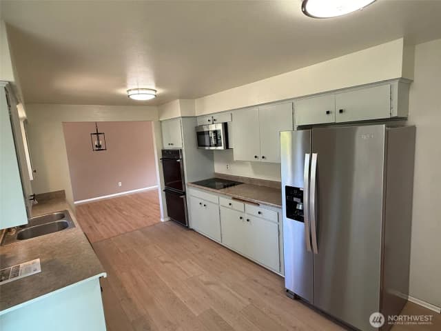 Property photo for 1809 Blaine Avenue Ne, Renton photo 3