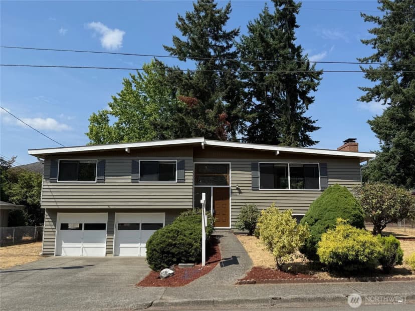Property photo for 1809 Blaine Avenue Ne, Renton