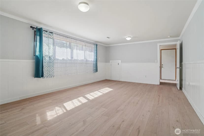 Property photo for 1809 Blaine Avenue Ne, Renton photo 14