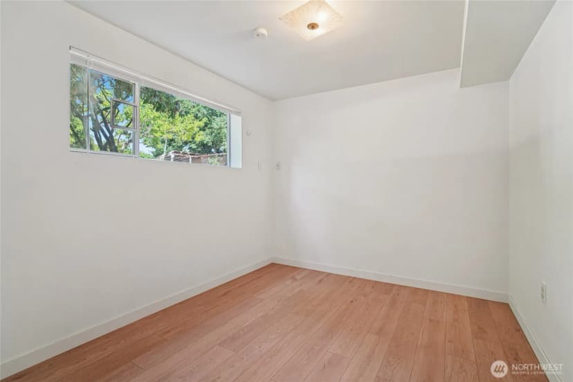 Property photo for 1809 Blaine Avenue Ne, Renton photo 17