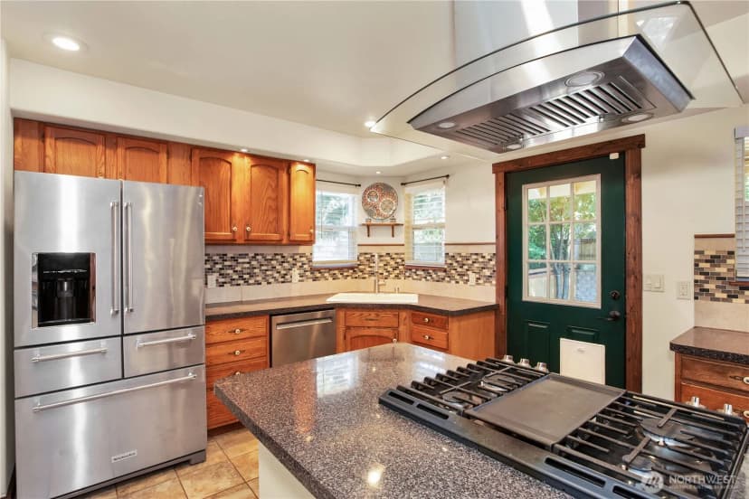 Property photo for 8133 Bicentennial Loop Se, Lacey photo 9