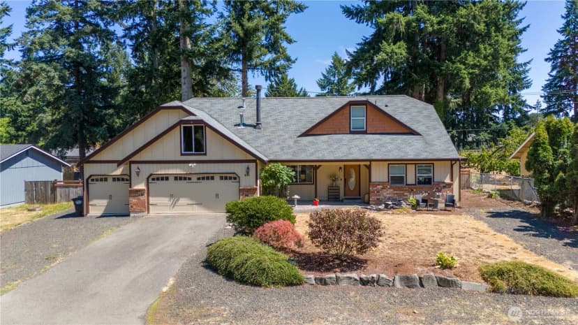 Property photo for 8133 Bicentennial Loop Se, Lacey