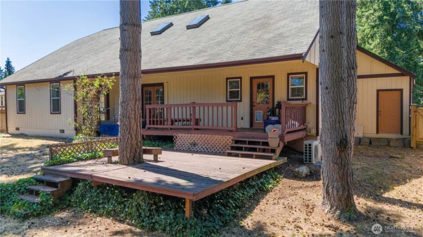 Property photo for 8133 Bicentennial Loop Se, Lacey photo 34