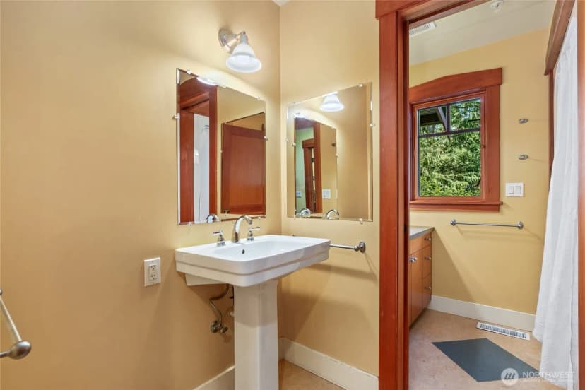 Property photo for 27612 94th Street Sw, Vashon photo 14