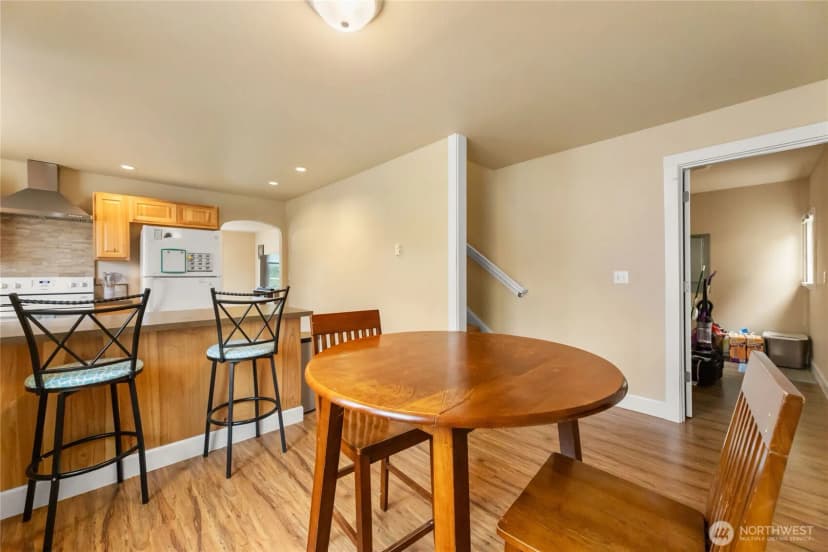 Property photo for 1421 Pine Avenue Ne, Olympia photo 11