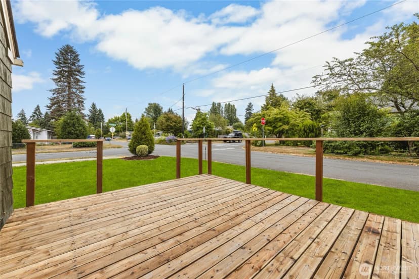 Property photo for 1421 Pine Avenue Ne, Olympia photo 23