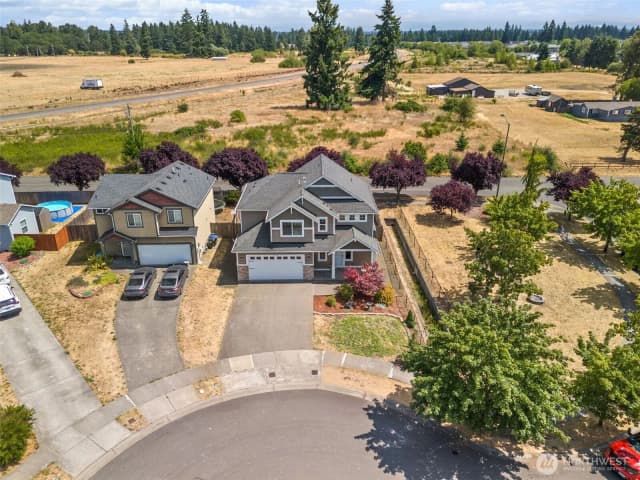 Property photo for 14922 Mountain View Court Se, Yelm photo 2