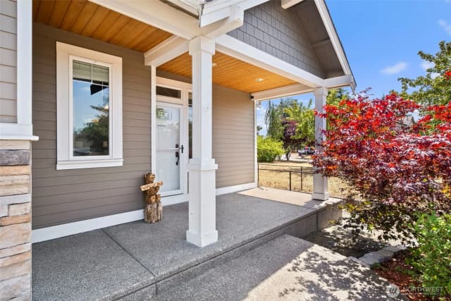Property photo for 14922 Mountain View Court Se, Yelm photo 3