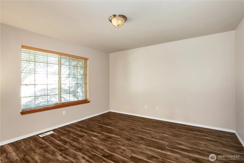 Property photo for 6908 Stone Street Se, Lacey photo 6