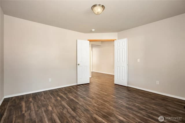 Property photo for 6908 Stone Street Se, Lacey photo 5