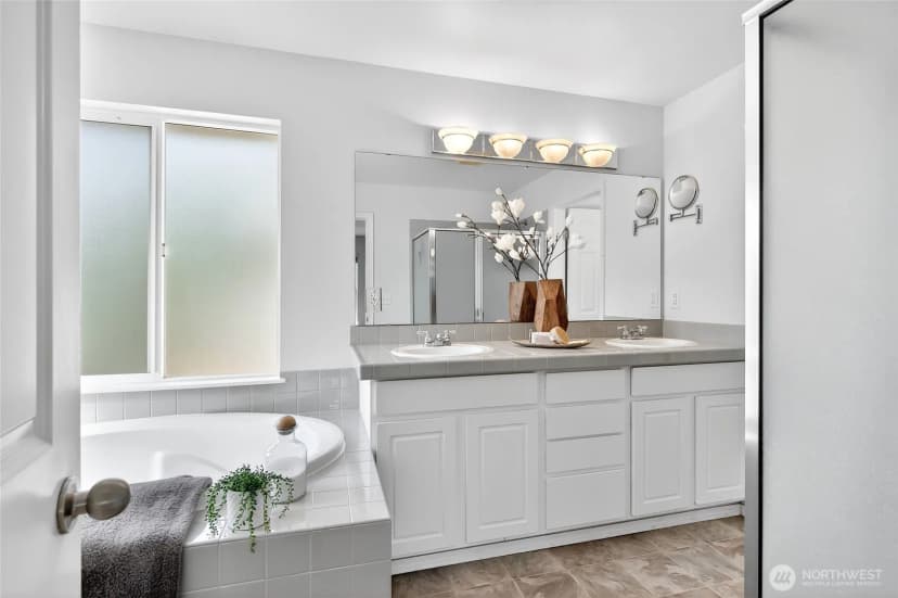 Property photo for 24011 Se 21st Street, Sammamish photo 5