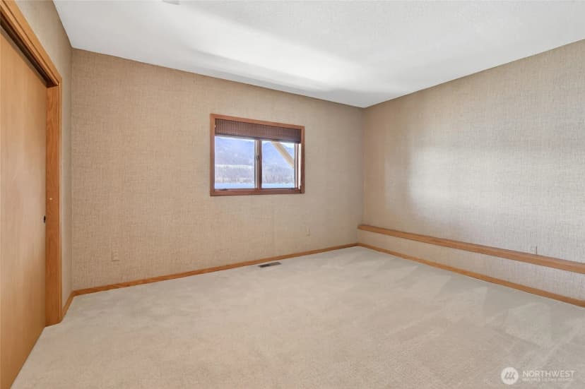 Property photo for 18 Far Summit Place, Bellingham photo 24