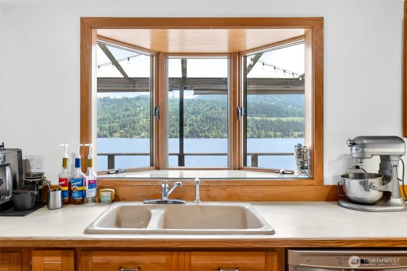 Property photo for 18 Far Summit Place, Bellingham photo 12