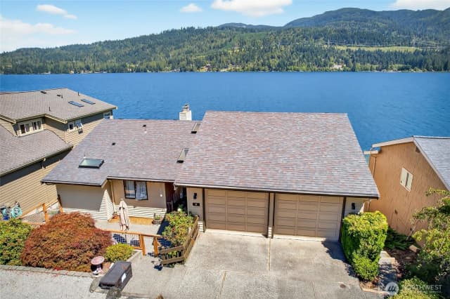 Property photo for 18 Far Summit Place, Bellingham photo 2
