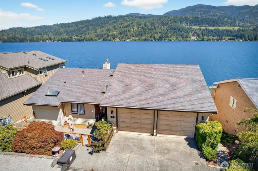 Property photo for 18 Far Summit Place, Bellingham photo 2