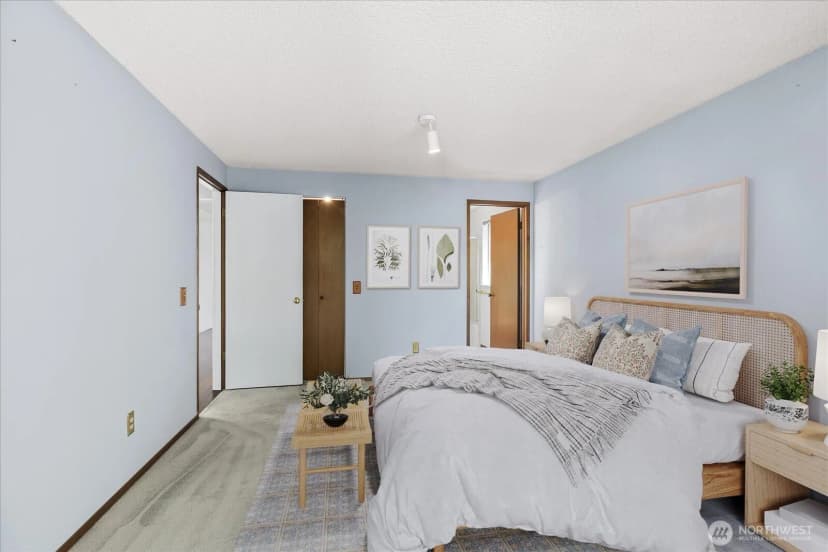Property photo for 525 Holly Drive, Edmonds photo 8