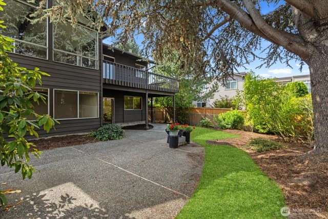 Property photo for 525 Holly Drive, Edmonds photo 2