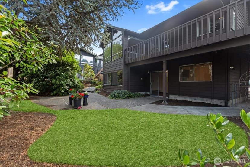Property photo for 525 Holly Drive, Edmonds photo 22