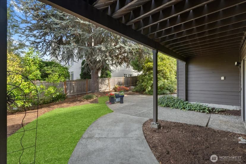 Property photo for 525 Holly Drive, Edmonds photo 21