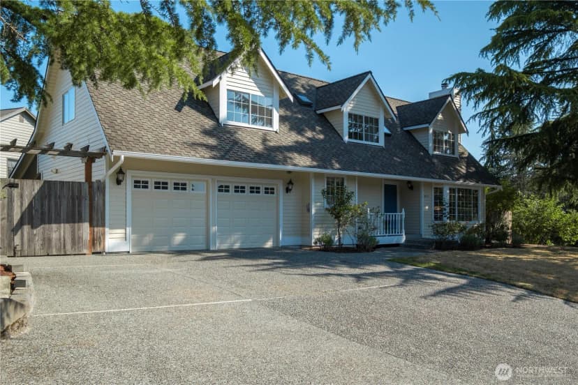 Property photo for 2425 214th Place Sw, Brier photo 3