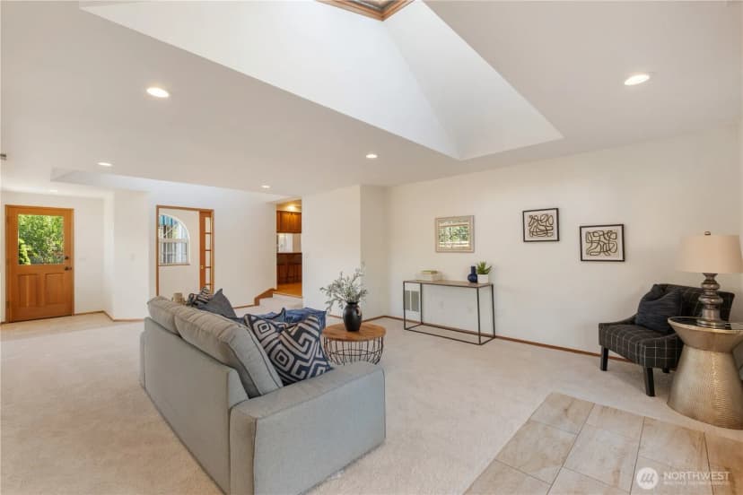 Property photo for 2425 214th Place Sw, Brier photo 18