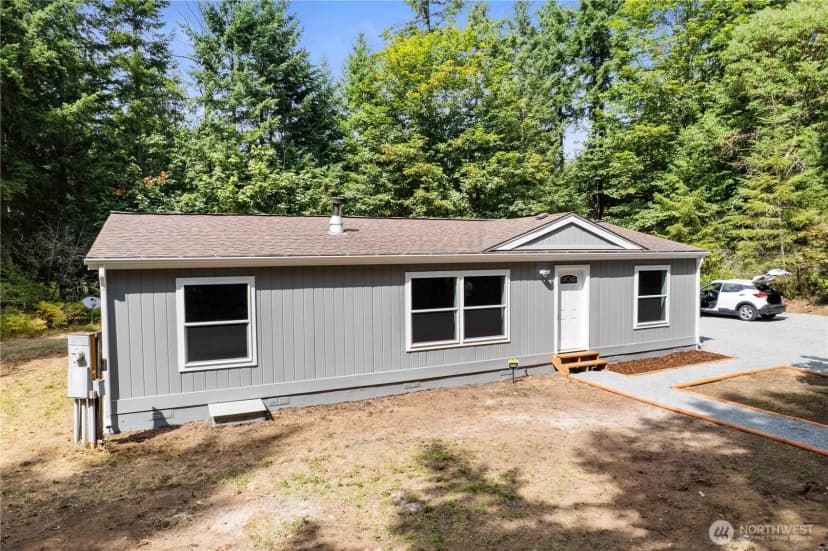 Property photo for 19011 221st Ave E, Orting photo 2