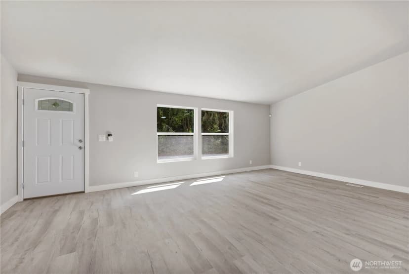 Property photo for 19011 221st Ave E, Orting photo 6