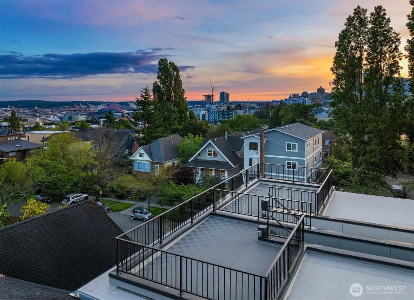 Property photo for 332 17th Avenue #b, Seattle photo 21