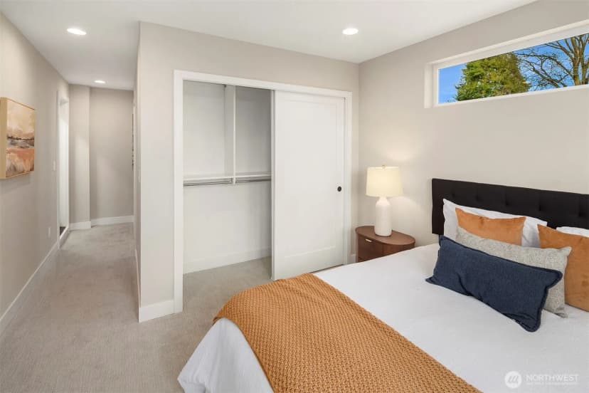 Property photo for 332 17th Avenue #b, Seattle photo 14