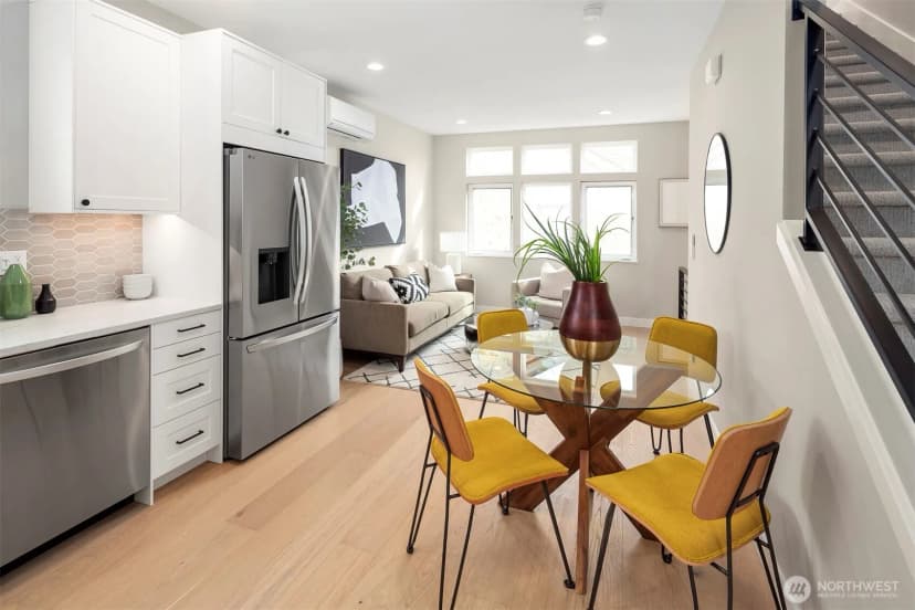Property photo for 332 17th Avenue #b, Seattle photo 5