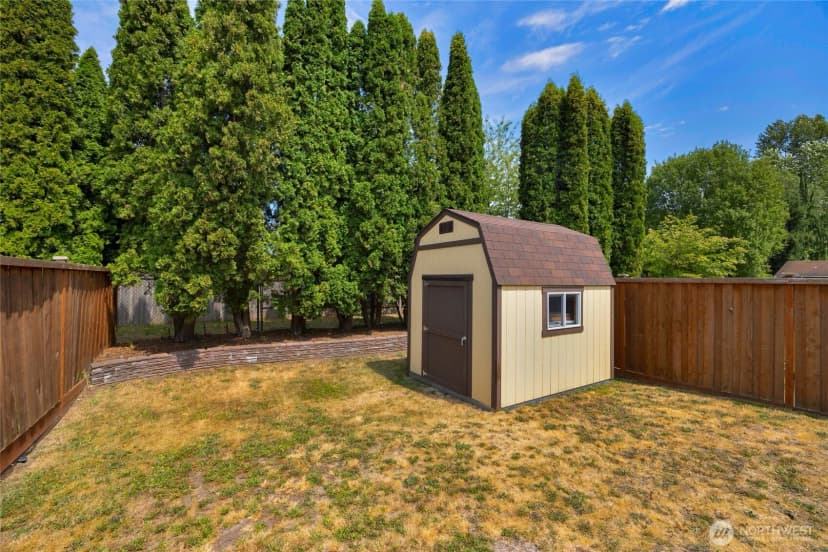 Property photo for 5227 101st Place Ne, Marysville photo 13