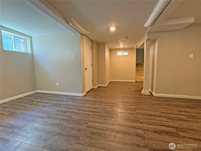 Property photo for 4115 W I Street, Bremerton photo 18