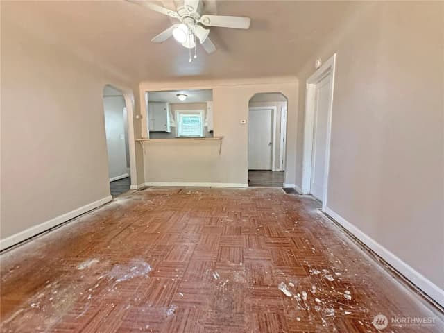 Property photo for 4115 W I Street, Bremerton photo 3