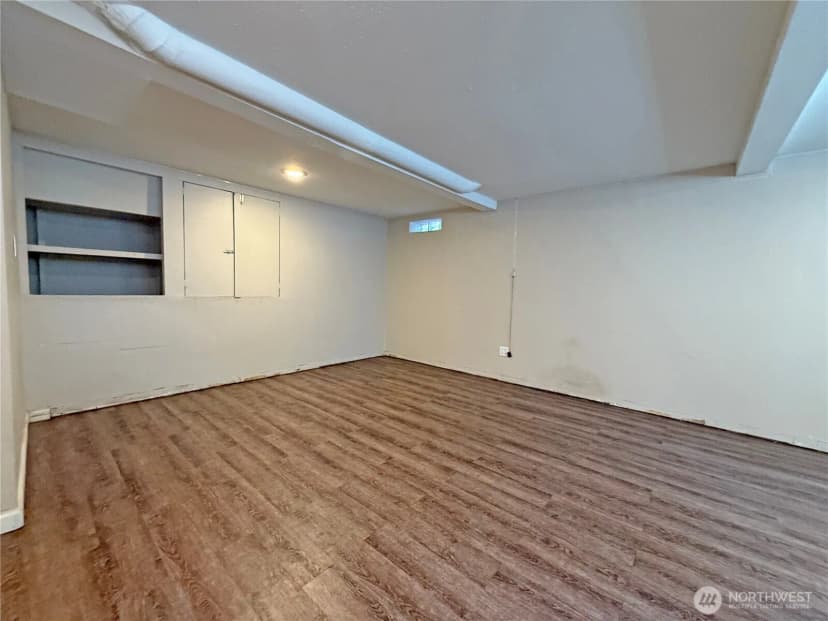 Property photo for 4115 W I Street, Bremerton photo 20