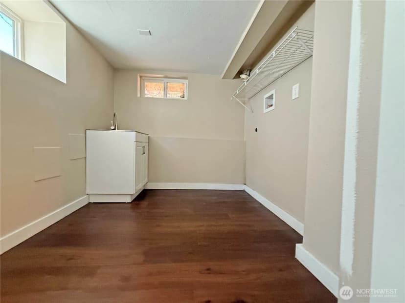 Property photo for 4115 W I Street, Bremerton photo 21