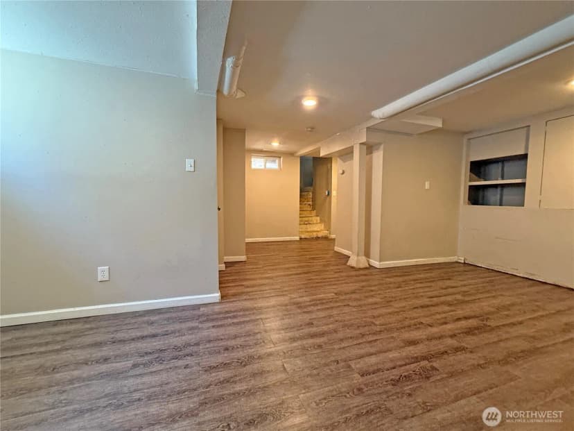 Property photo for 4115 W I Street, Bremerton photo 19