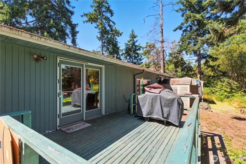 Property photo for 230 Se 8th Avenue, Oak Harbor photo 13